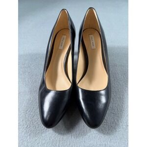 Cole Haan Black Leather Classic Pumps Round Toe Heels Minimalist 7B Professional
